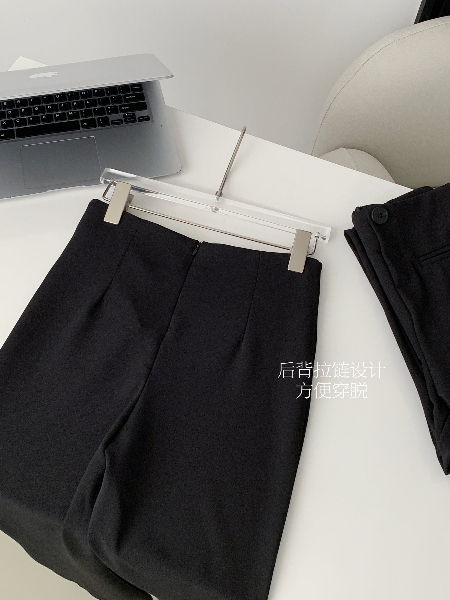 【F60172】實拍S~XL早春超顯瘦高腰黑色微喇叭褲/加絨款(微彈,後開隱形拉鍊)250218