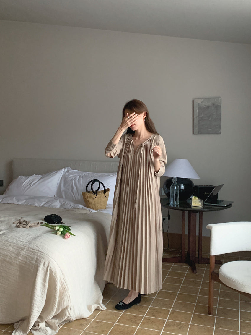 【F60141】實拍法式温柔慵懶氣質繫帶壓褶洋裝250218