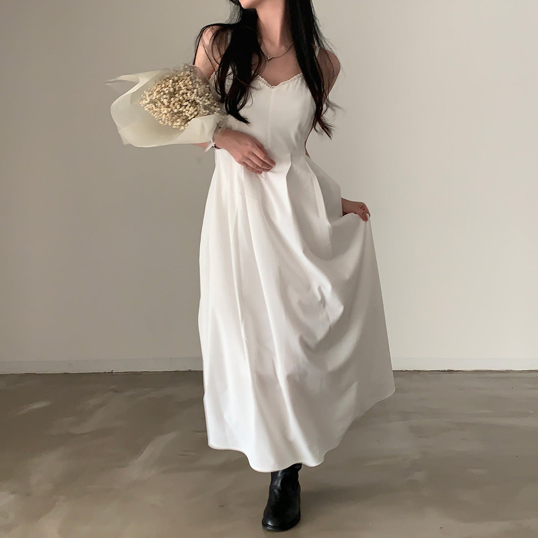【F60194】韓國法式氣質温柔簡約蕾絲壓褶吊帶洋裝250225
