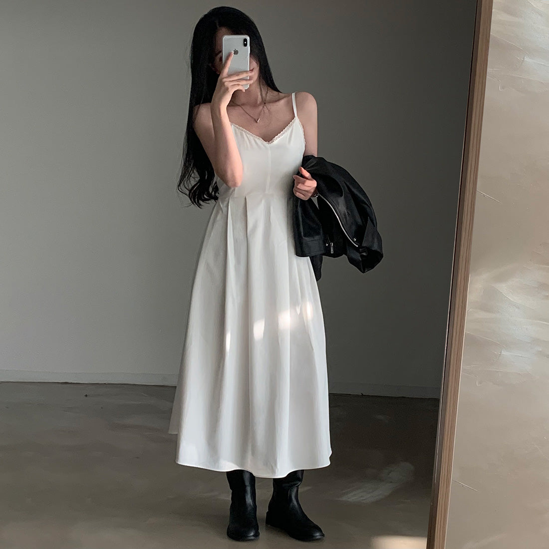 【F60194】韓國法式氣質温柔簡約蕾絲壓褶吊帶洋裝250225