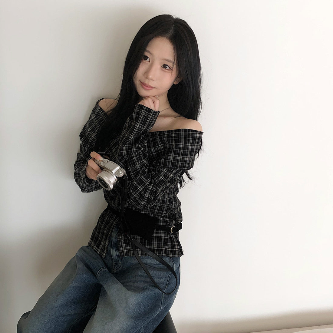 【F60121】實拍法式一字領小眾性感格子襯衫250212