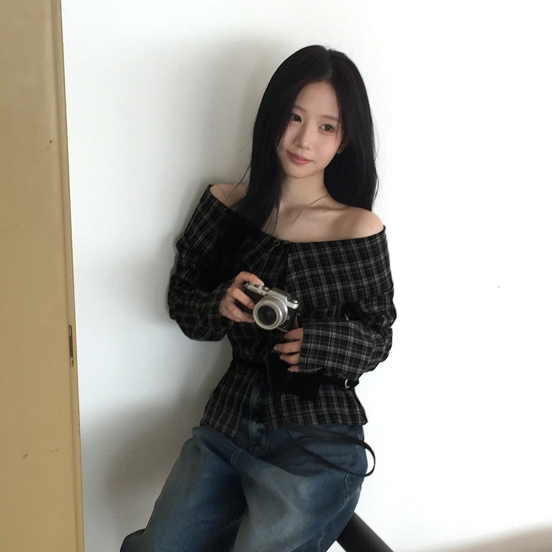 【F60121】實拍法式一字領小眾性感格子襯衫250212