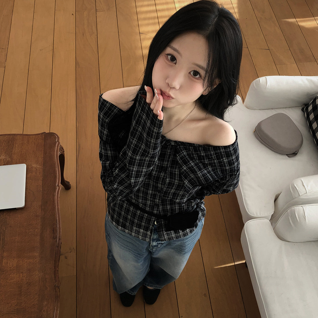 【F60121】實拍法式一字領小眾性感格子襯衫250212