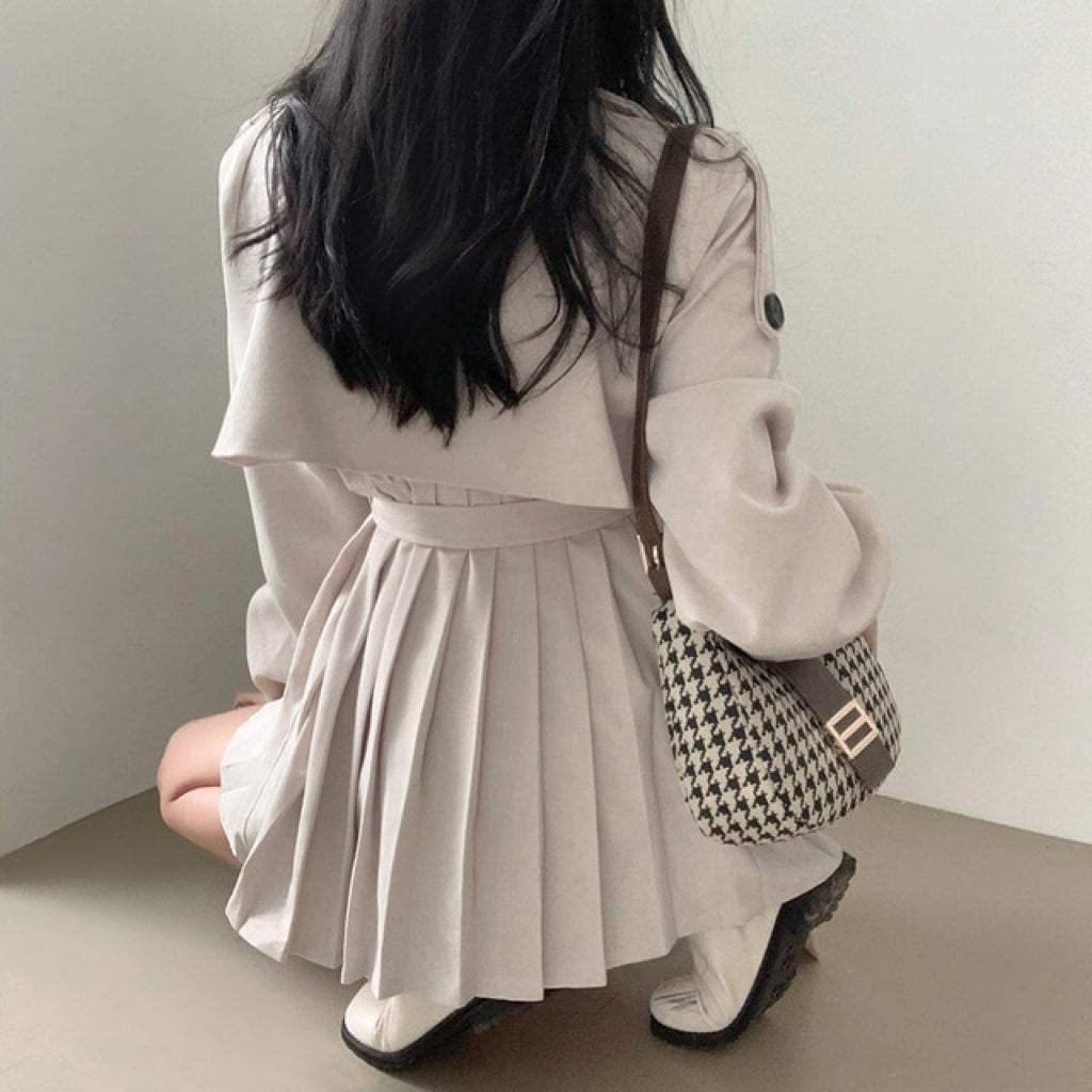 【F60122】韓國早春復古西裝領百褶風衣洋裝250212