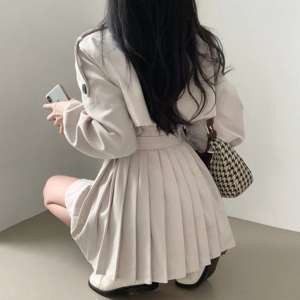 【F60122】韓國早春復古西裝領百褶風衣洋裝250212