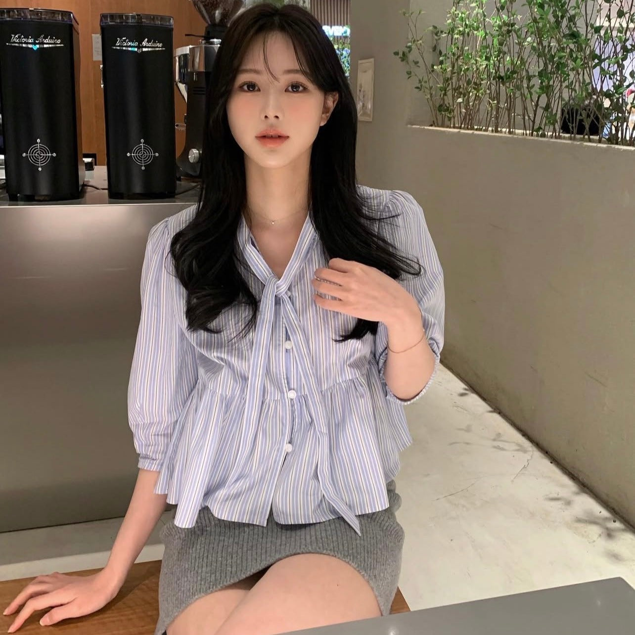 【F034284】韓國春季新款設計感繫帶氣質甜美長袖衫250325