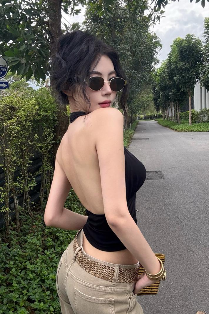 【F60437】實拍性感V領掛脖高彈網紗吊帶背心250609