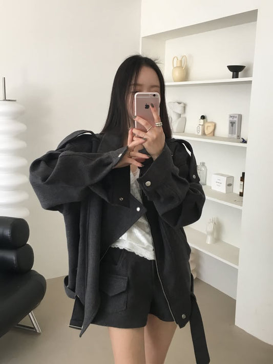 【F60791】復古工裝・肩帶短版毛呢外套261019