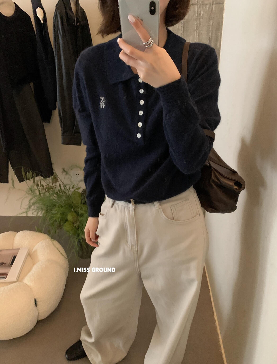 【L0899】實拍秋冬polo領小狗刺繡氣質針織衫(羊羔毛4%+兔絨11%)
250923