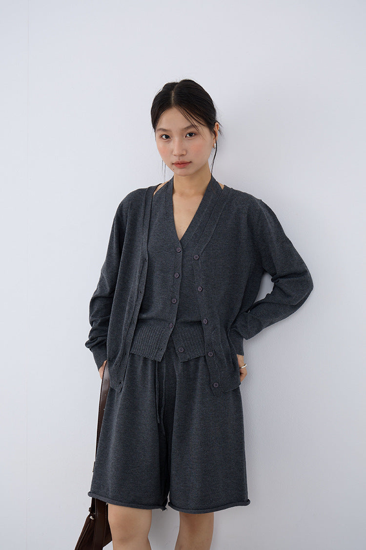 【L3147】實拍初秋掛脖吊帶+開衫外套+短褲針織(含羊毛6%) 250827