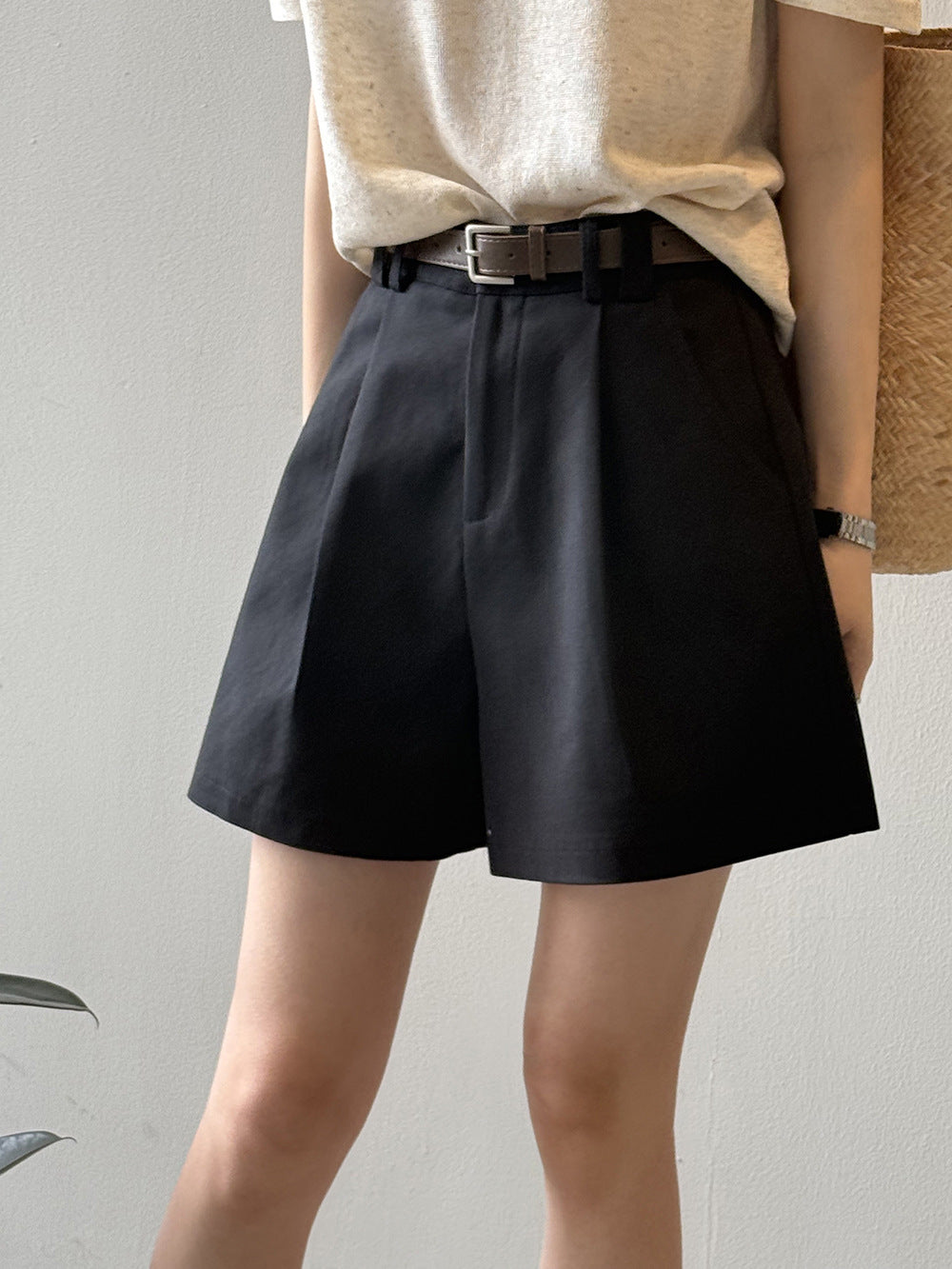 【Y82325】實拍S~XL夏季氣質休閒|高腰西裝顯瘦短褲(含腰帶)250424