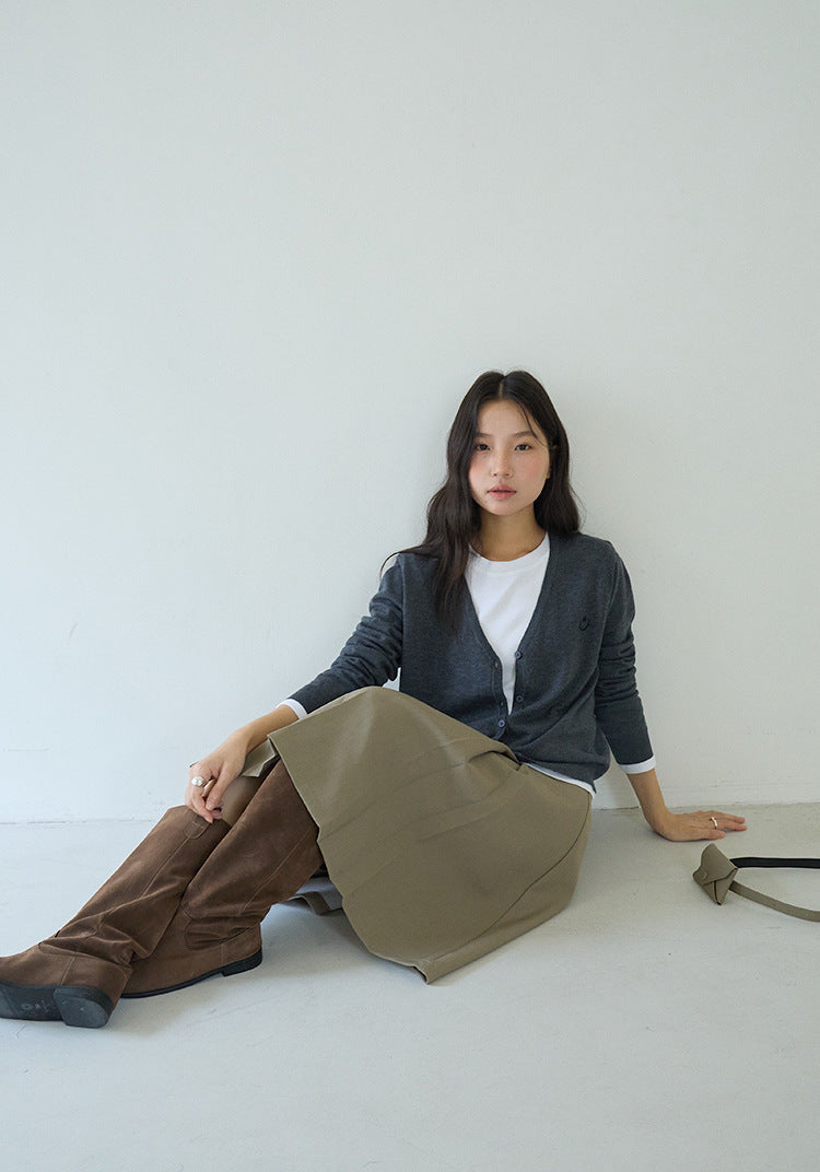 【LD3188】實拍初秋刺繡笑臉氣質針織外套(含羊毛6%)
250922