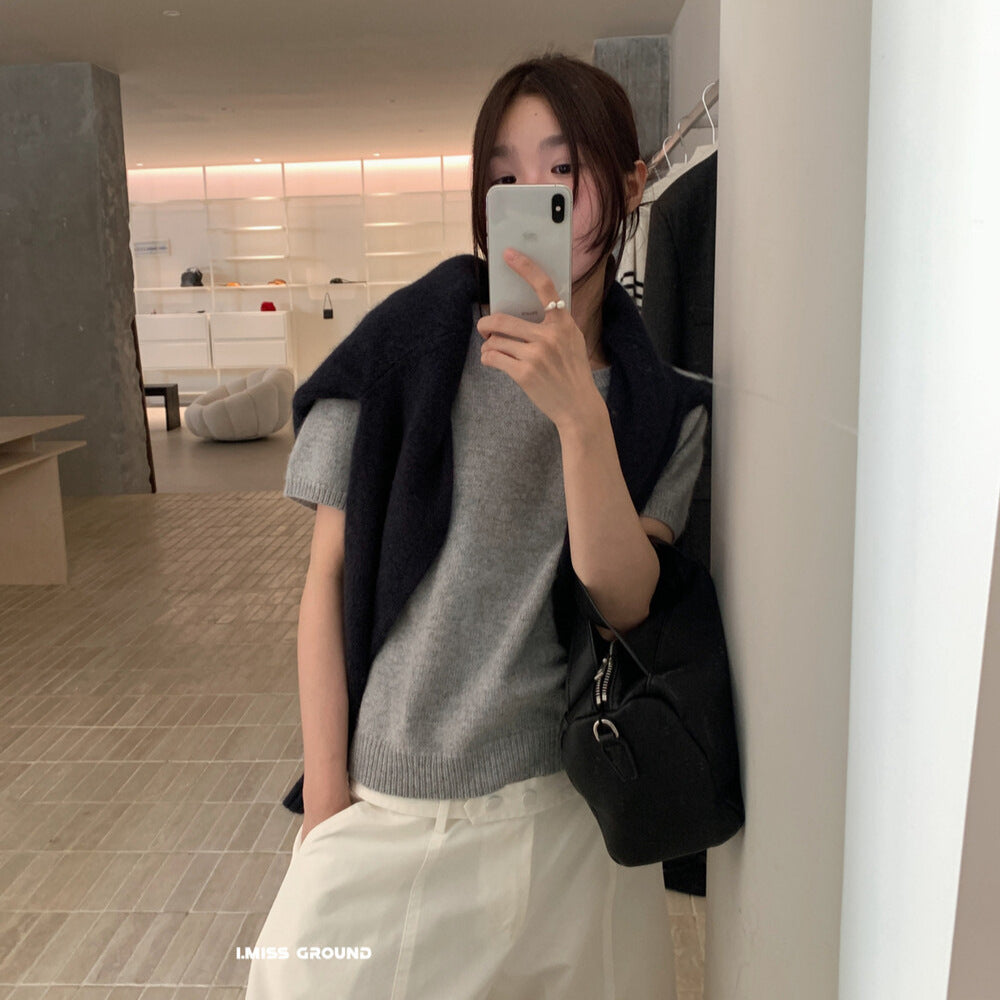 【L991236】實拍高單復古氣質軟糯短袖保暖針織毛衣(浣熊絨30+羊毛10)
250923