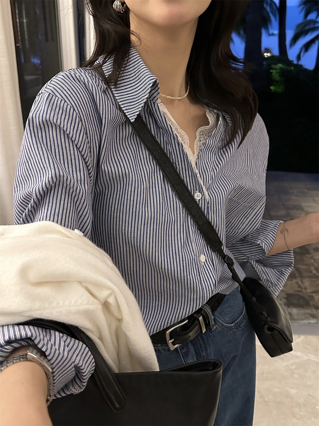 【L8133】實拍檸檬休閒法式蕾絲V領寬鬆長袖襯衫250414