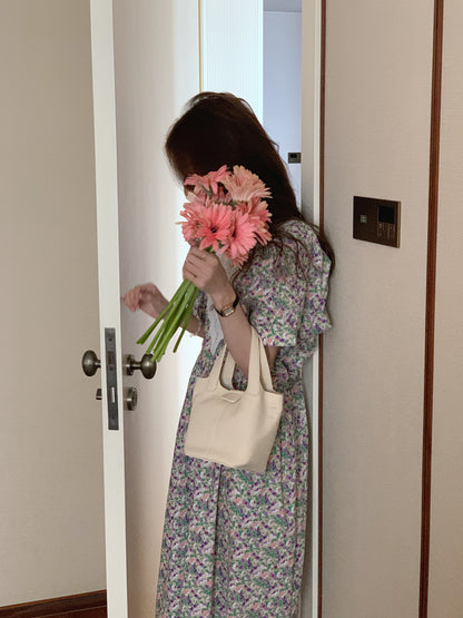 【F60562】氣質溫柔白月光🕊️復古泡泡袖花邊領拼接寬鬆長版連身洋裝260413