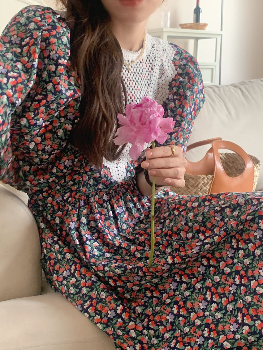 【F60562】氣質溫柔白月光🕊️復古泡泡袖花邊領拼接寬鬆長版連身洋裝260413