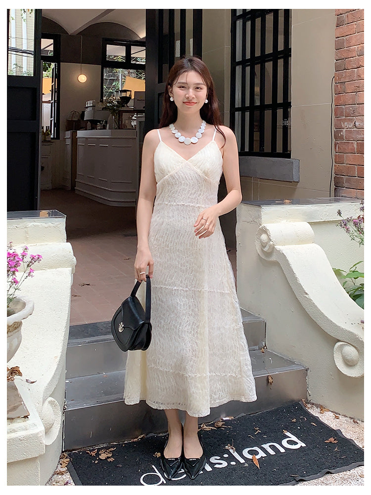 【F05227】實拍S~XL夏季法式優雅純色蕾絲刺繡性感吊帶洋裝（帶胸墊）230508