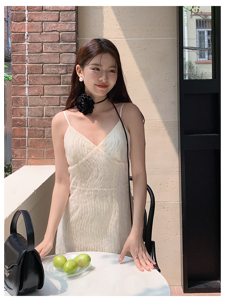 【F05227】實拍S~XL夏季法式優雅純色蕾絲刺繡性感吊帶洋裝（帶胸墊）230508