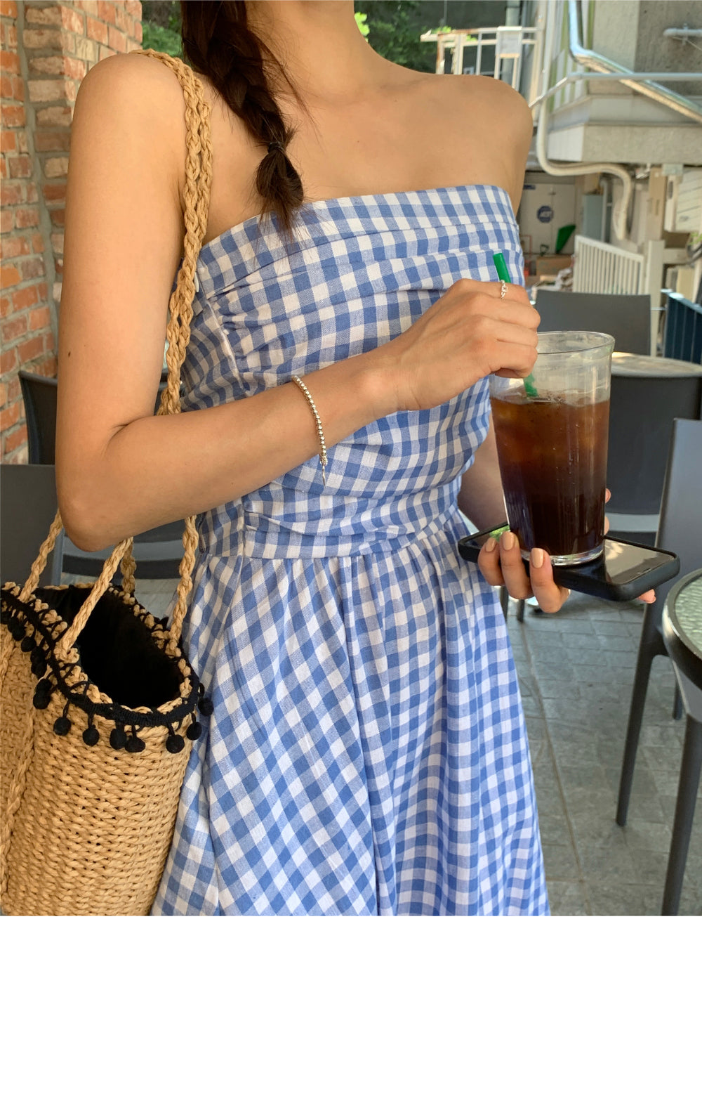 【F60624】復古度假氛圍🌴甜美平口設計感抓皺收腰格紋洋裝260609