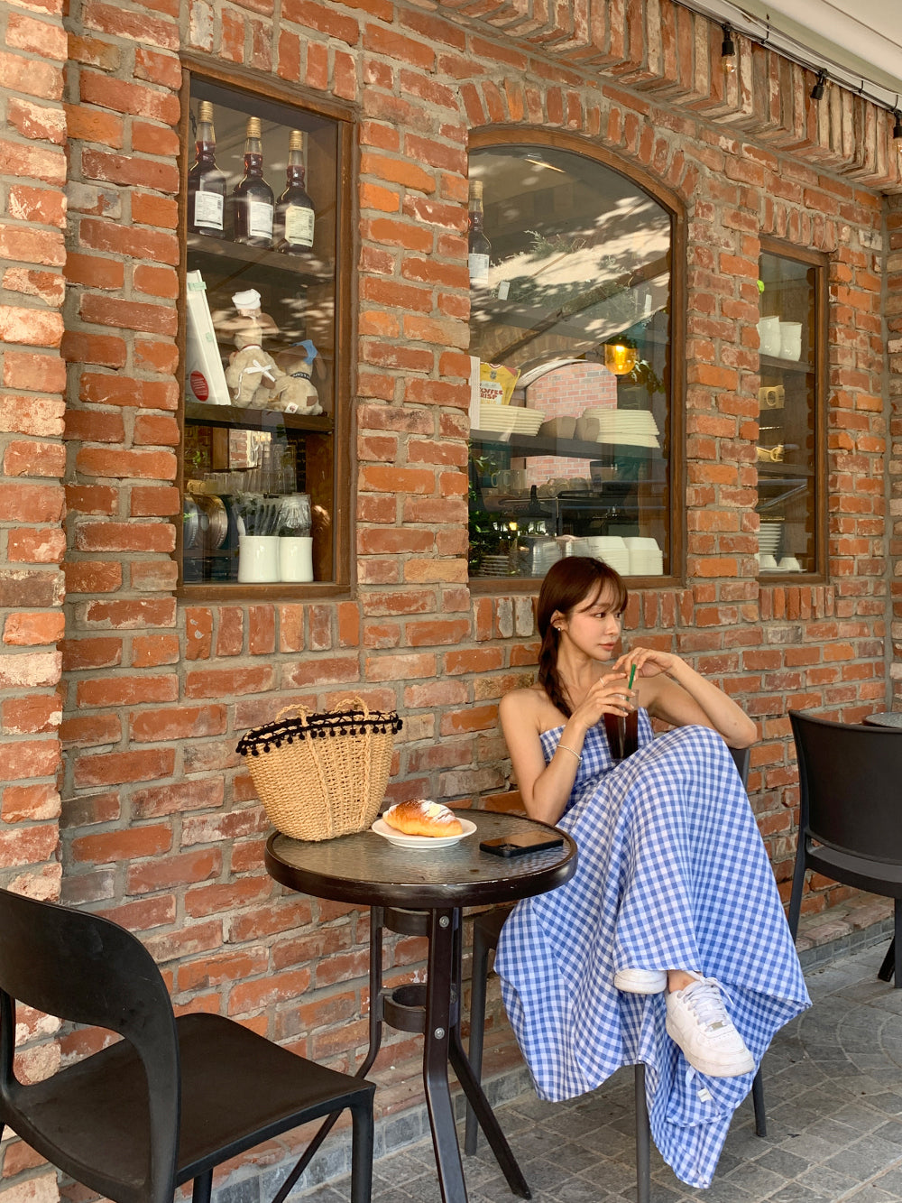 【F60624】復古度假氛圍🌴甜美平口設計感抓皺收腰格紋洋裝260609