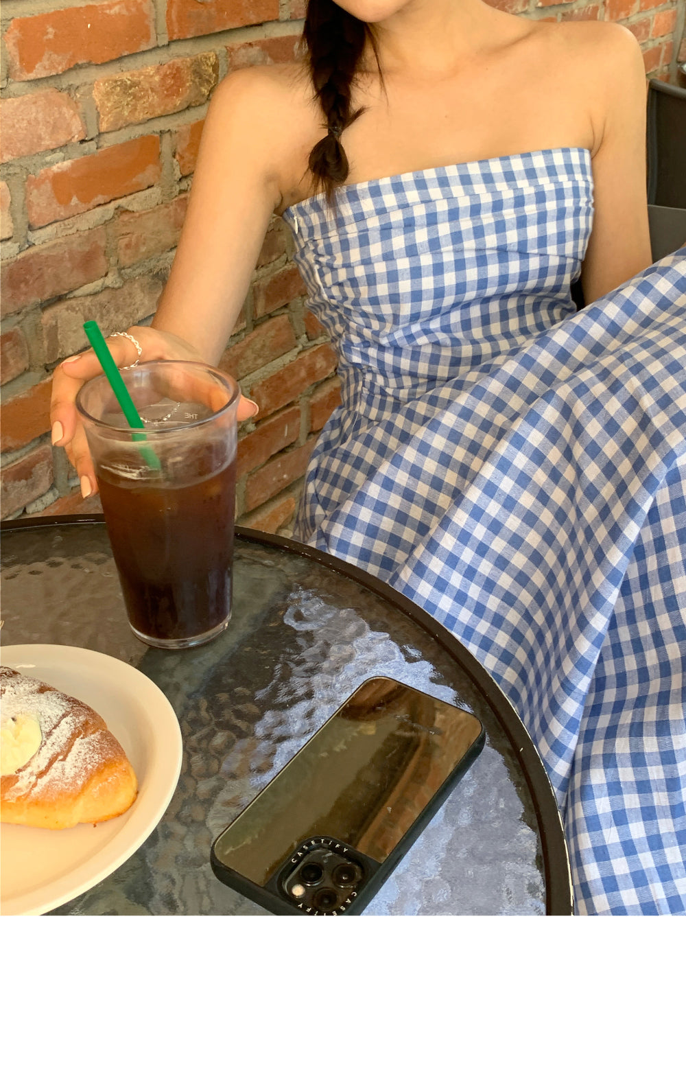 【F60624】復古度假氛圍🌴甜美平口設計感抓皺收腰格紋洋裝260609