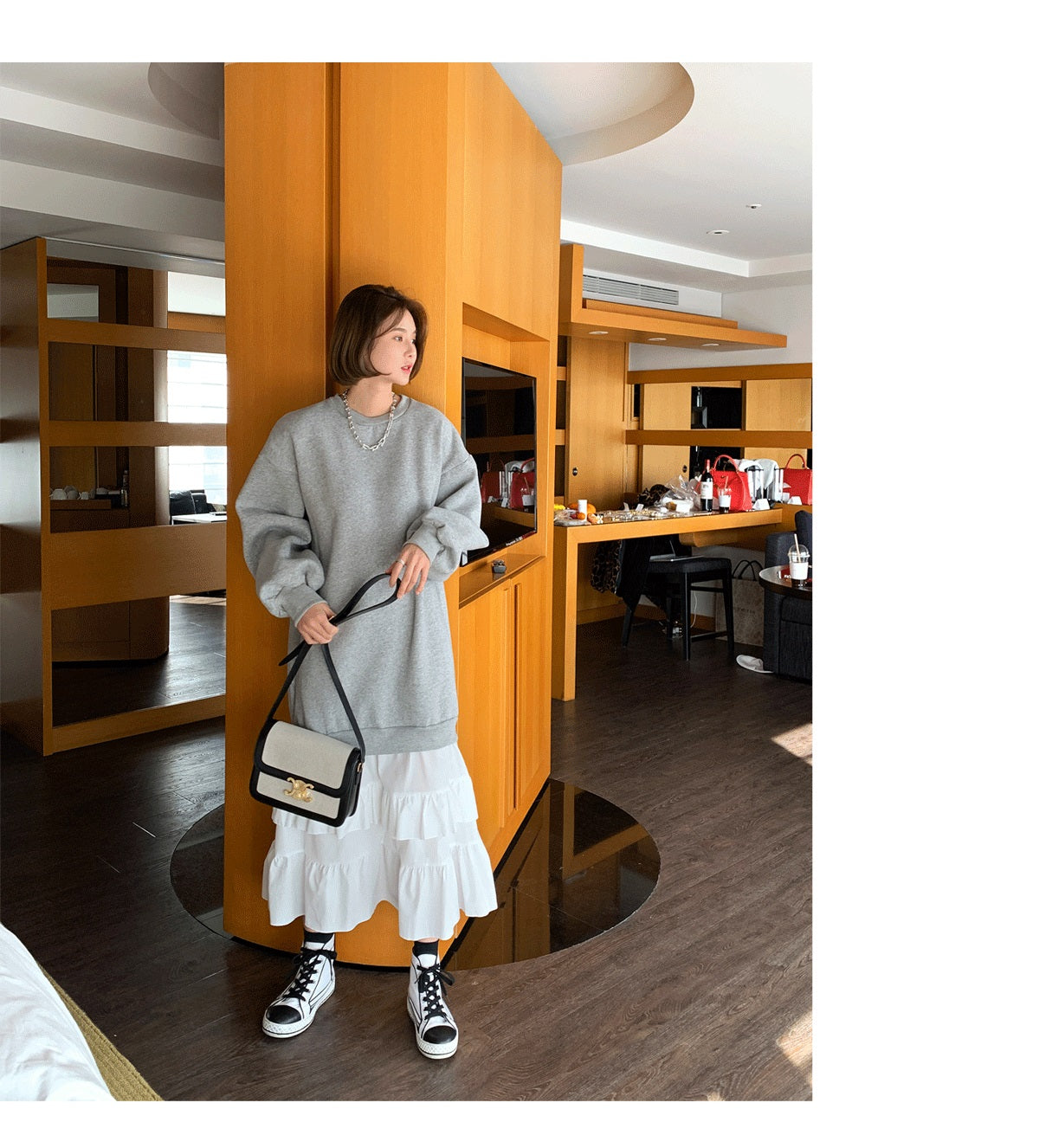 【F10513】 韓國秋裝小眾慵懶風撞色拼接荷葉邊衞衣洋裝231030