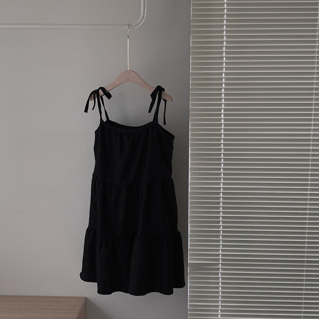 【F01308】韓國春季法式氣質簡約繫帶吊帶寬鬆洋裝240119