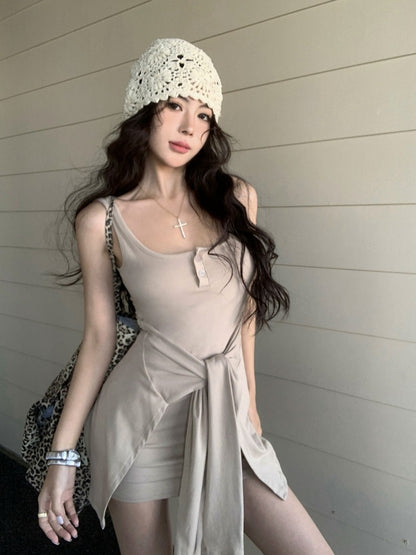 【F60441】實拍夏季辣妹修身假2件顯瘦吊帶洋裝（含胸墊）250609