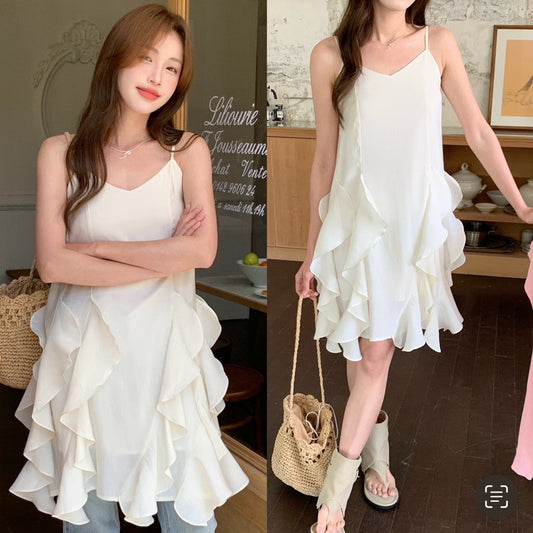 【F60565】仙女降臨✨今年爆款超仙氣花瓣荷葉邊不規則細肩帶短洋裝260413