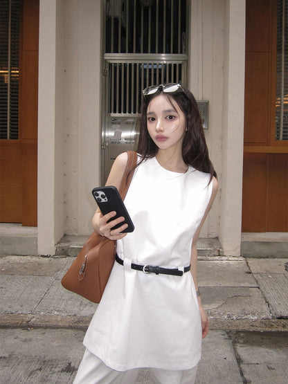 【F60597】復古極簡穿搭🖤小眾圓領無袖背心長上衣(附腰帶)260504