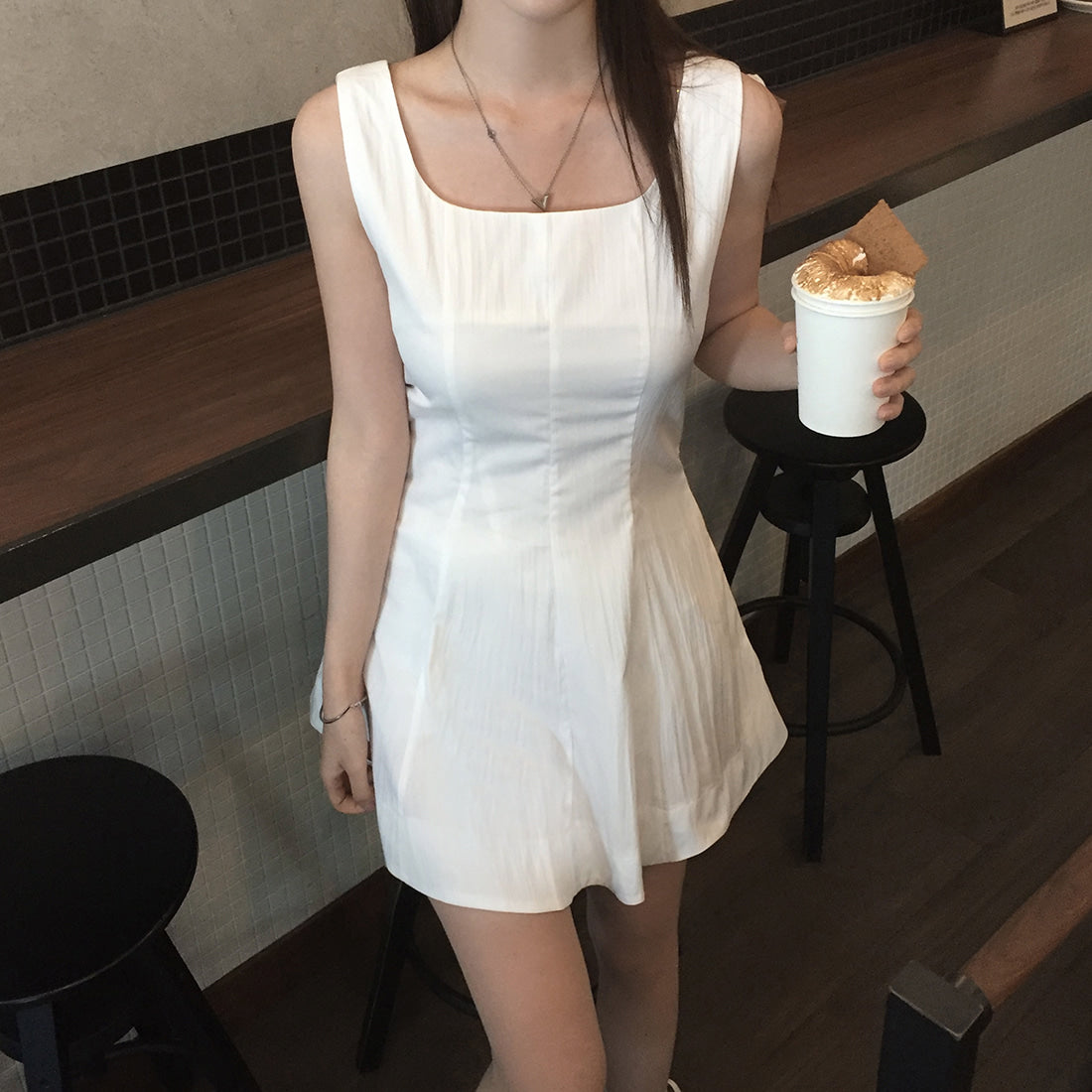 【F60574】甜美初戀感🎀前後皆可綁帶蝴蝶結氣質連身短洋裝260504