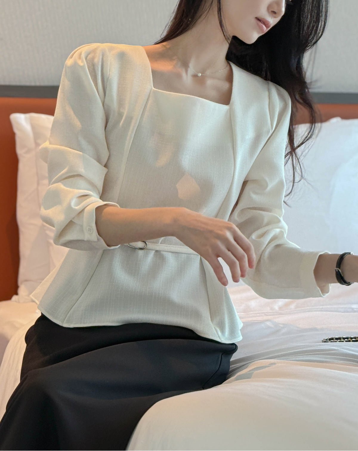 【F60741】法式氣質・方領綁帶縮腰粗紡上衣260928
