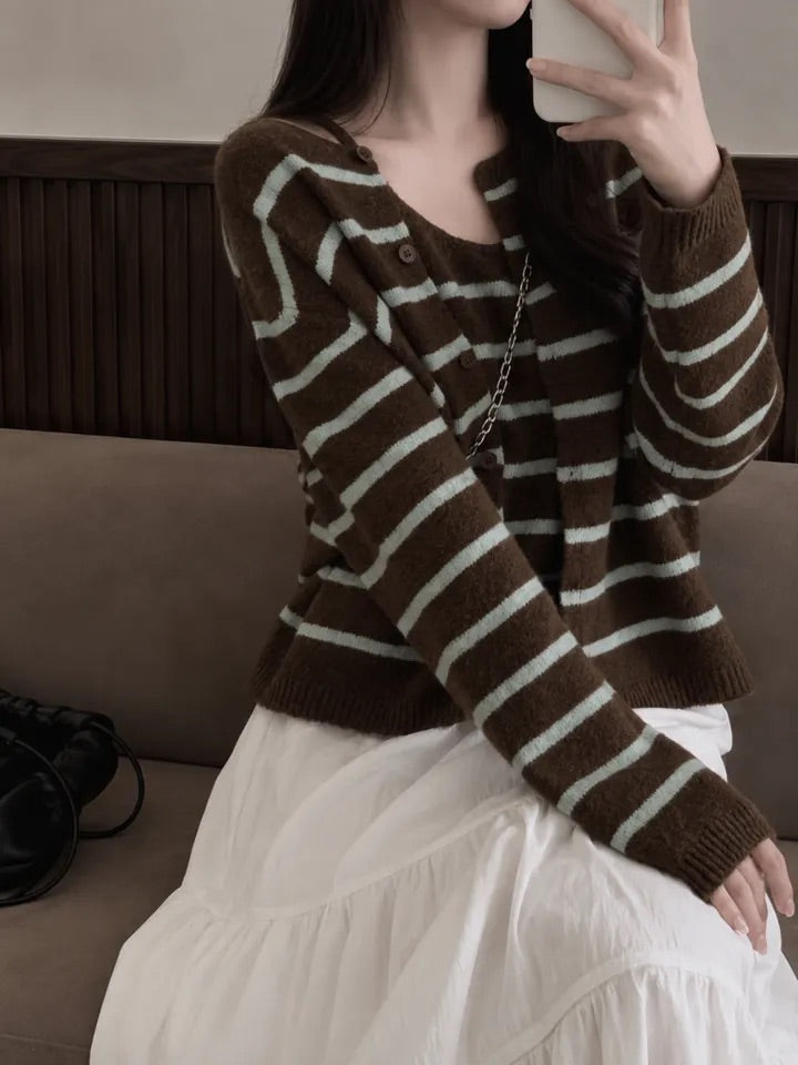 【F60718】復古時髦・撞色條紋針織小外套與細肩帶兩件式套裝260928