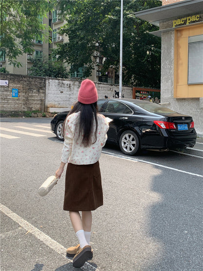 【F60728】甜美碎花小熊・蝴蝶結米白短版針織小外套260928