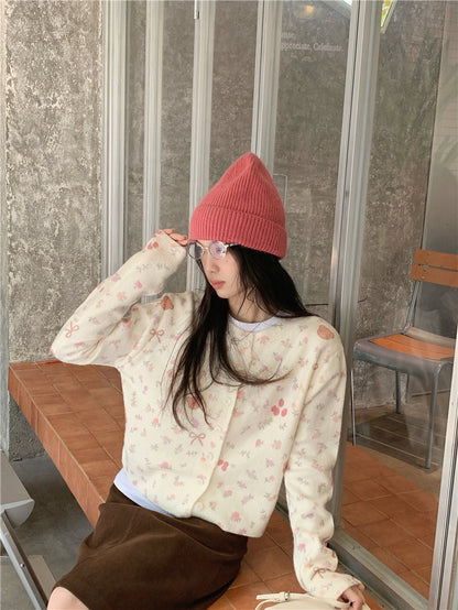 【F60728】甜美碎花小熊・蝴蝶結米白短版針織小外套260928
