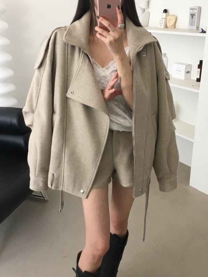 【F60791】復古工裝・肩帶短版毛呢外套261019