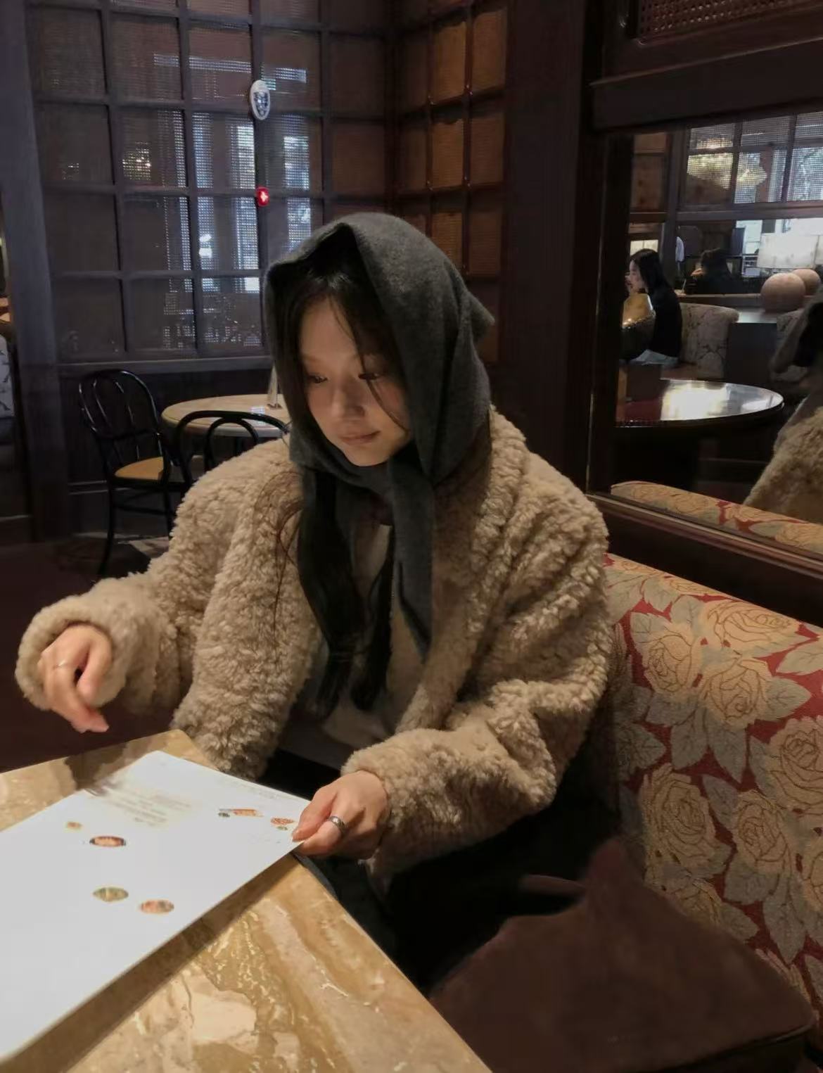 【F60809】韓系溫柔・翻領素色泰迪毛拉鍊短外套261019