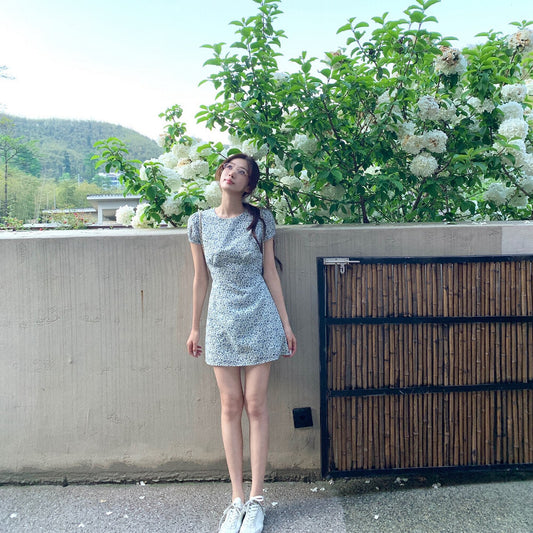【L7038】Y.JIA法式浪漫度假風🌸復古碎花百搭收腰顯瘦圓領短版連身洋裝260602