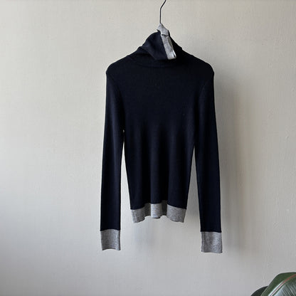 【Y352】實拍撞色高領針織衫（含羊毛10%)
251106