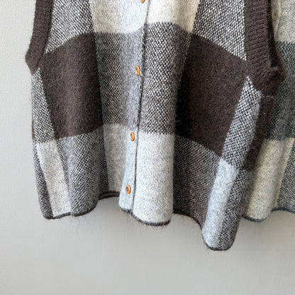 【YP2576】 實拍日系復古格子針織馬甲(含羊毛3%) 251023