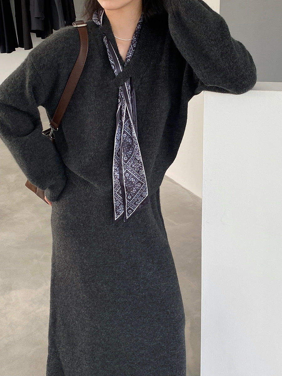 【cim823】實拍韓系軟糯短版針織毛衣+絲巾+針織長裙251030