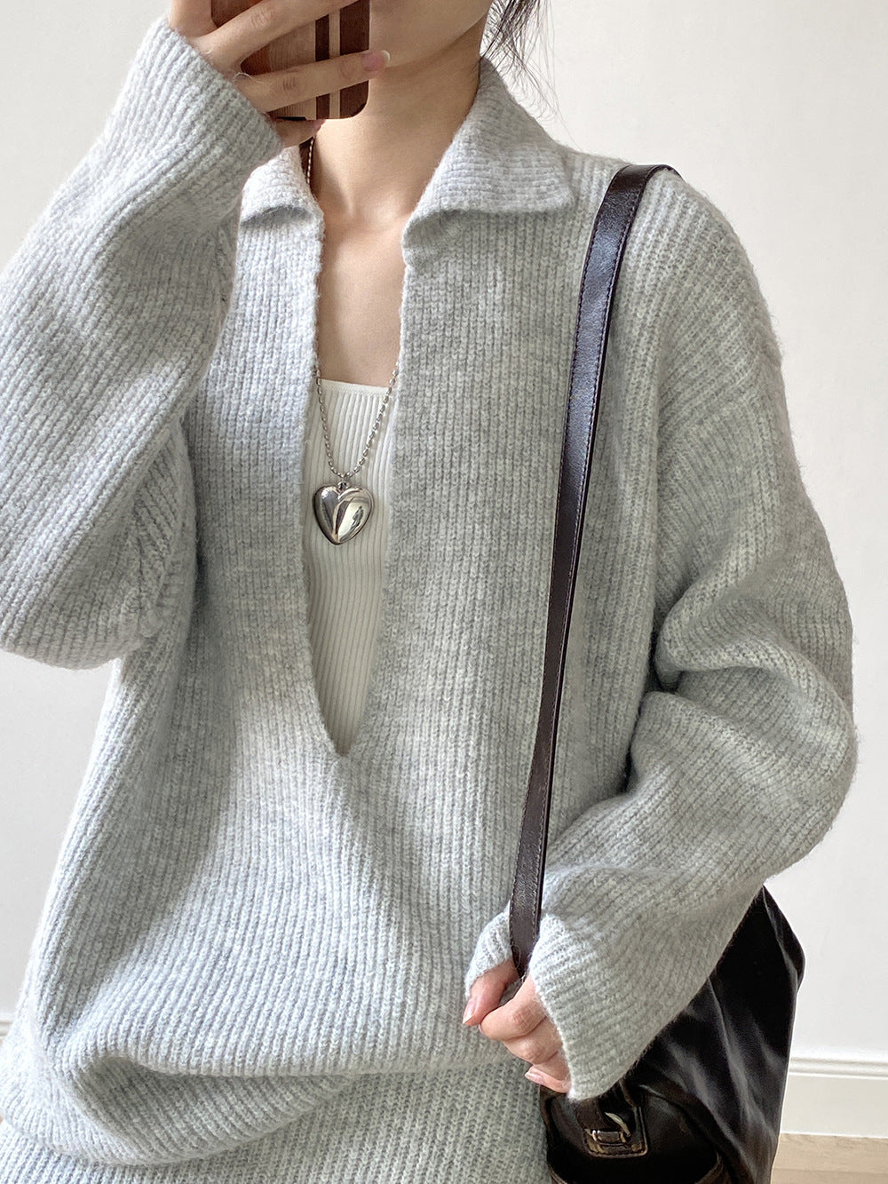 【YP680】 實拍深V慵懶毛衣＋針織長裙(含羊6%) 套裝251023