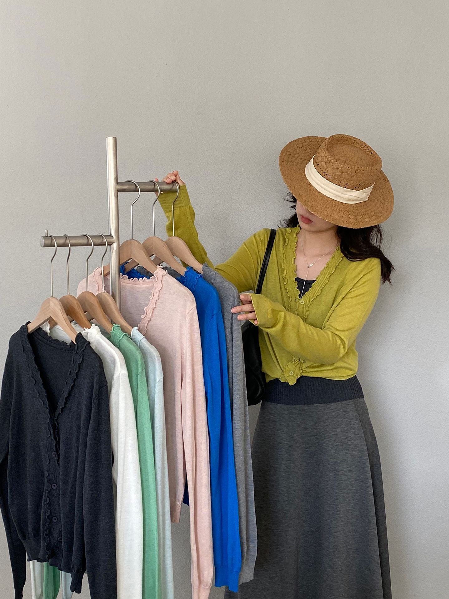 【cimz5643】韓系清新氧氣感🍃寬鬆顯瘦木耳邊V領花邊薄款針織上衣260319