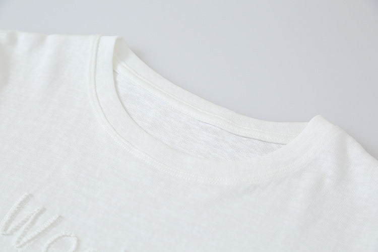 【LD11259】休閒百搭款！韓系個性刺繡字母花邊/荷葉袖寬鬆短袖上衣260512