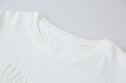 【LD11259】休閒百搭款！韓系個性刺繡字母花邊/荷葉袖寬鬆短袖上衣260512