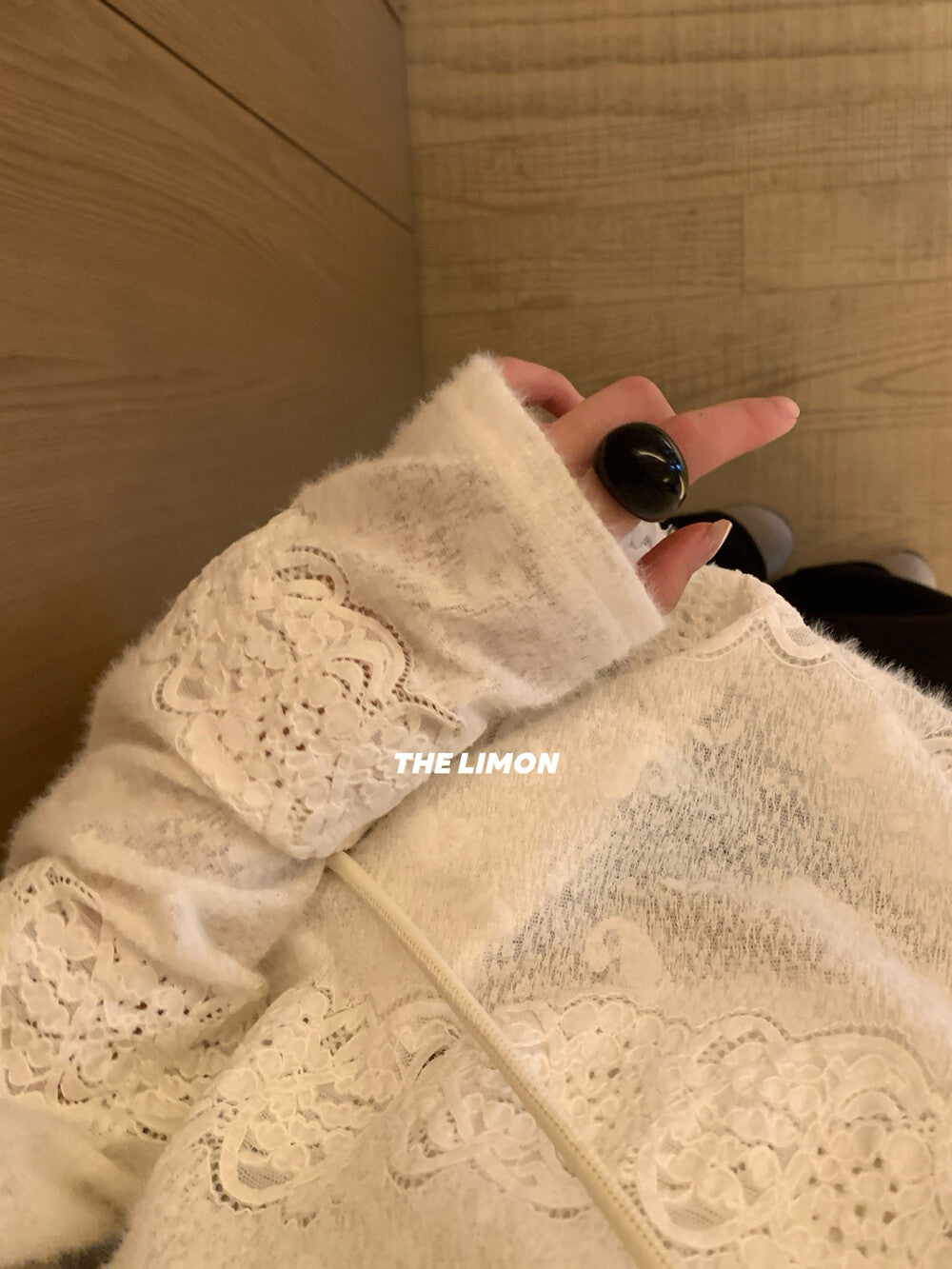 【L9359】實拍檸檬秋冬重工鈎花蕾絲寬鬆連帽蕾絲衫251117