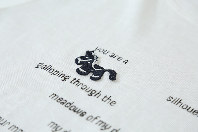 【LD11201】實拍夏日必備白T！小馬刺繡字母印花圓領寬鬆短袖上衣260331
