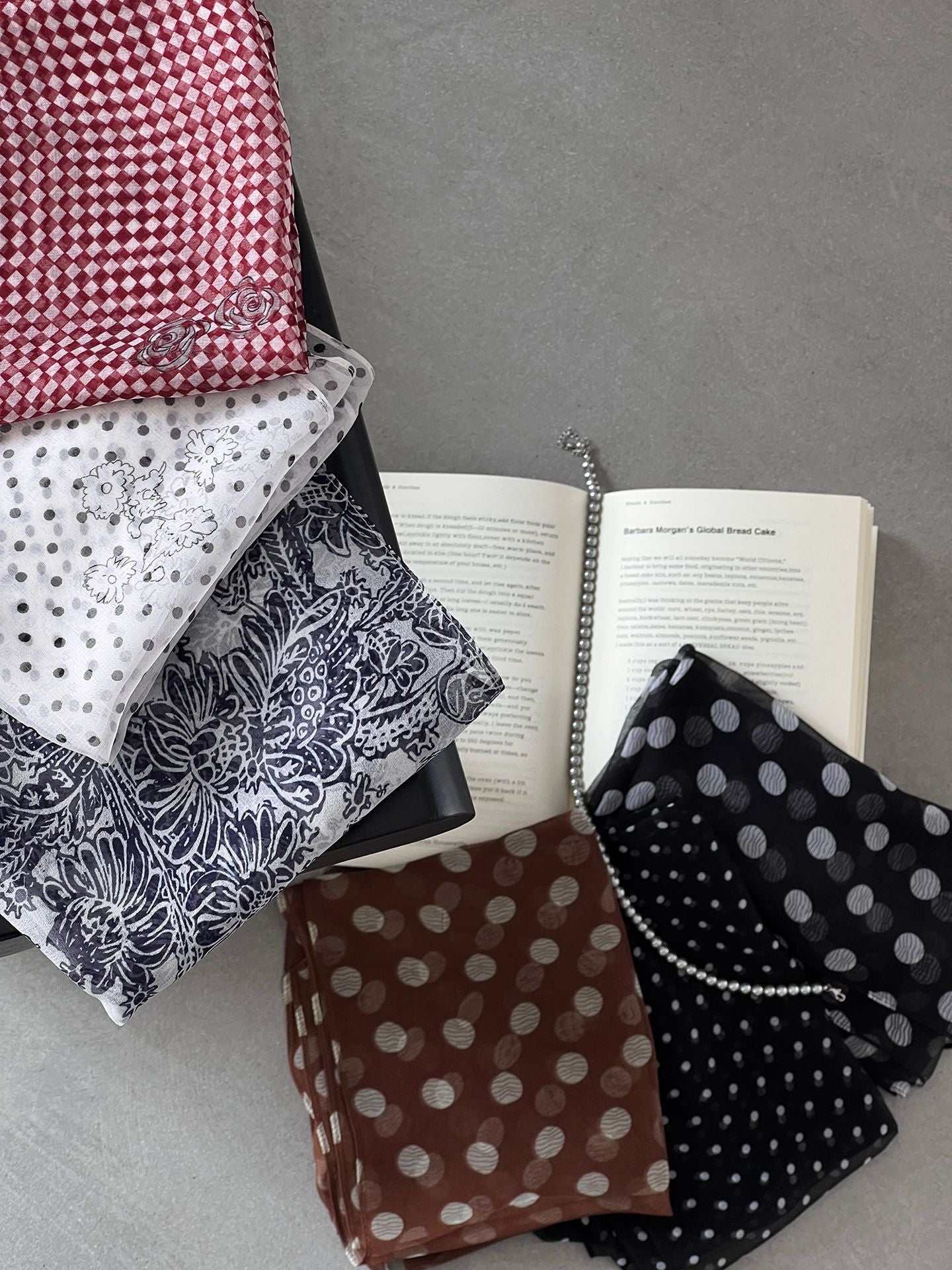 【cimzW807】 法式复古高级感絲巾髮帶綁脖多用途絲巾260319