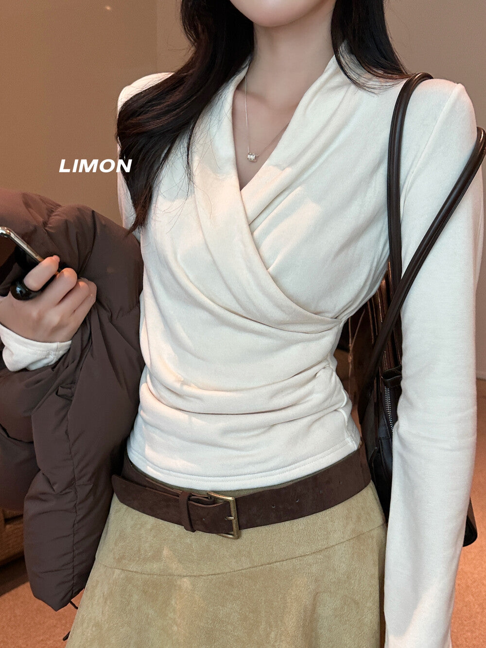 【L9312】檸檬法式簡約交叉羊絨薄绒V領長袖T恤251117