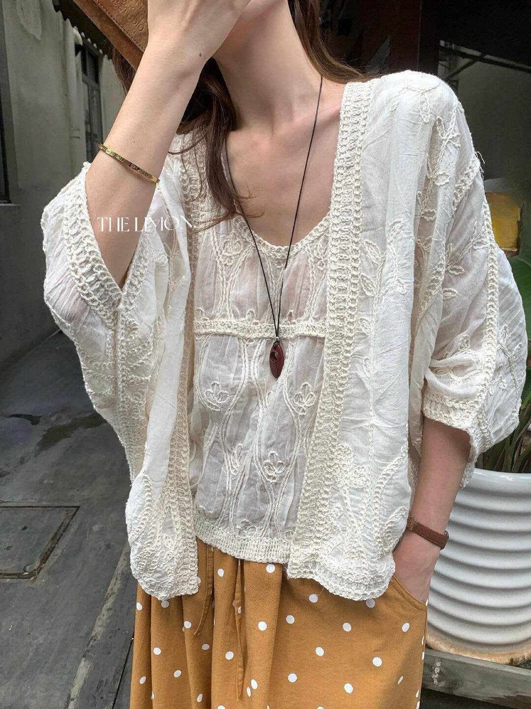 【L10711】法式浪漫仙女系🕊️重工精緻刺繡披肩+無袖蕾絲背心套裝260526